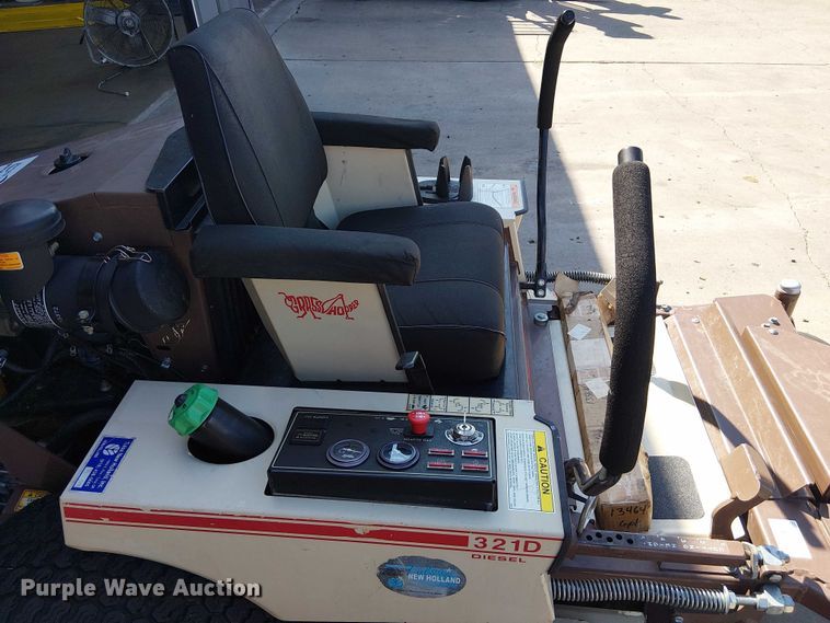 image for item DJ7861 2003 Grasshopper 321D ZTR lawn mower