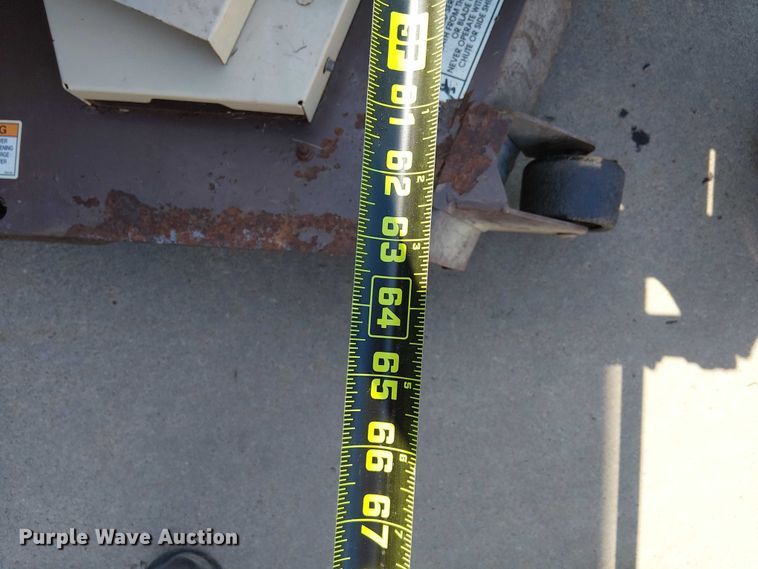 image for item DJ7861 2003 Grasshopper 321D ZTR lawn mower