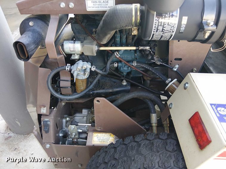 image for item DJ7861 2003 Grasshopper 321D ZTR lawn mower