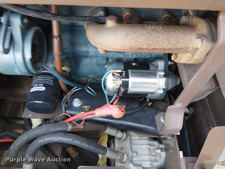 image for item DJ7861 2003 Grasshopper 321D ZTR lawn mower