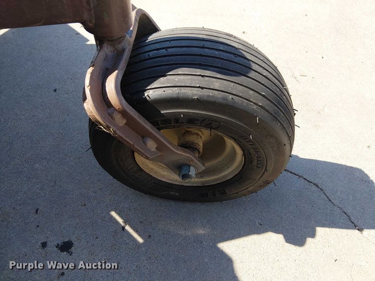 image for item DJ7861 2003 Grasshopper 321D ZTR lawn mower