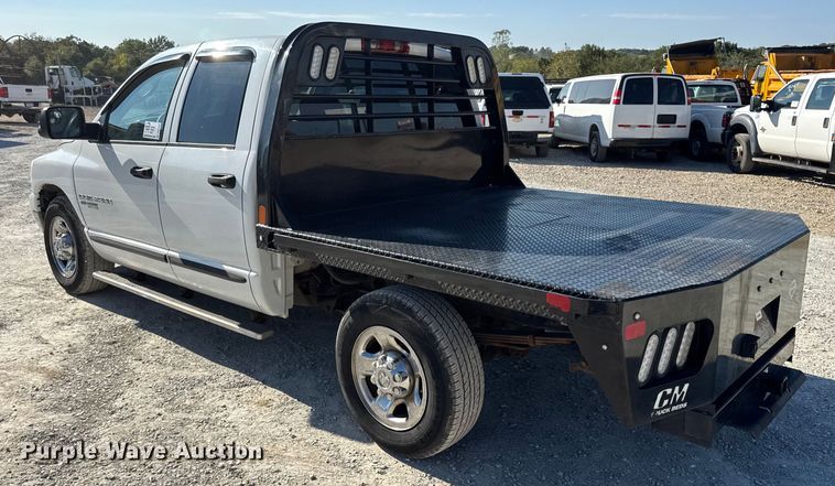 image for item DO2405 2006 Dodge Ram 2500HD Quad Cab flatbed pickup truck