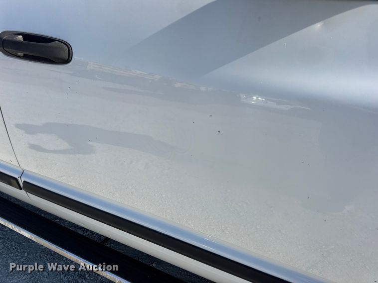 image for item DO2405 2006 Dodge Ram 2500HD Quad Cab flatbed pickup truck