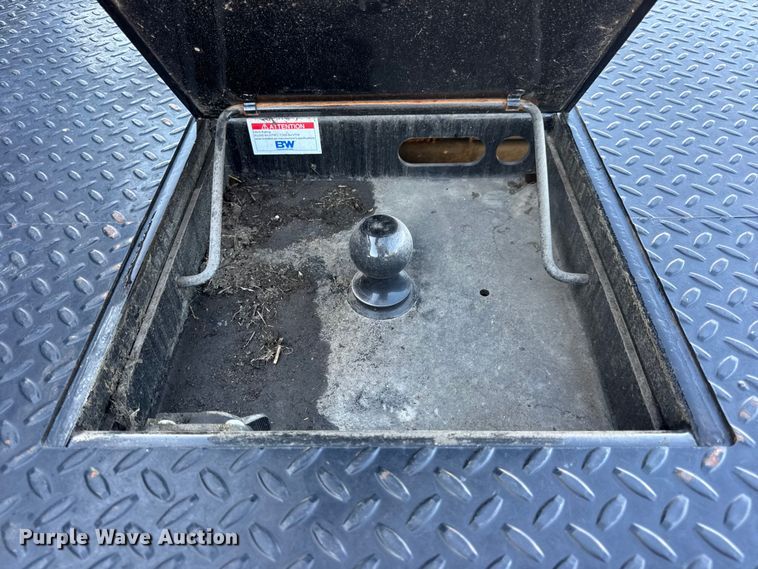 image for item DO2405 2006 Dodge Ram 2500HD Quad Cab flatbed pickup truck