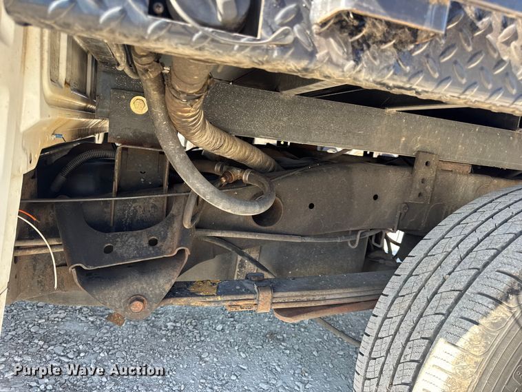 image for item DO2405 2006 Dodge Ram 2500HD Quad Cab flatbed pickup truck