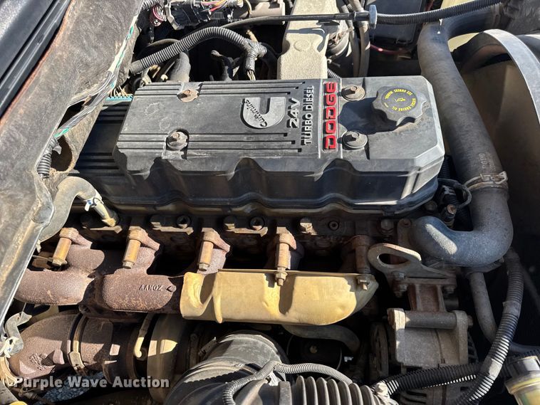 image for item DO2405 2006 Dodge Ram 2500HD Quad Cab flatbed pickup truck