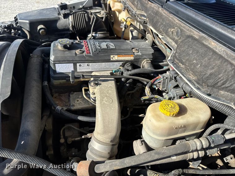 image for item DO2405 2006 Dodge Ram 2500HD Quad Cab flatbed pickup truck