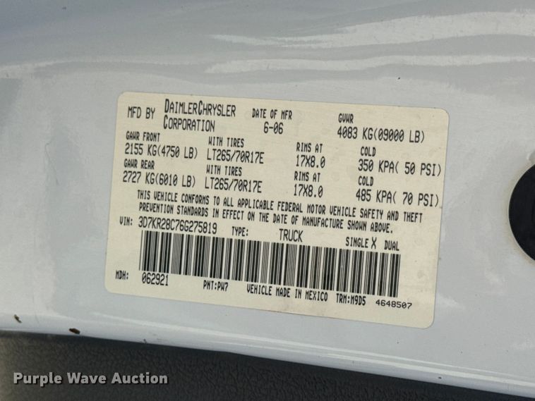 image for item DO2405 2006 Dodge Ram 2500HD Quad Cab flatbed pickup truck