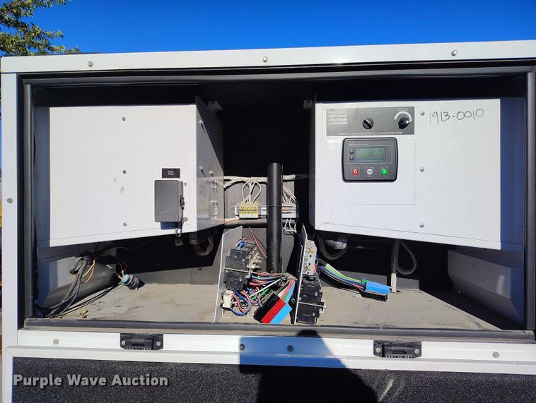 image for item DP5060 2022 Evergreen Mobile Power Juice Box 25LPG generator