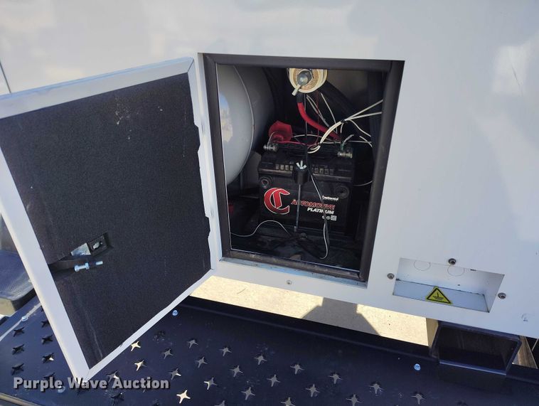 image for item DP5061 2021 Evergreen Mobile Power Juice Box 25LPG generator