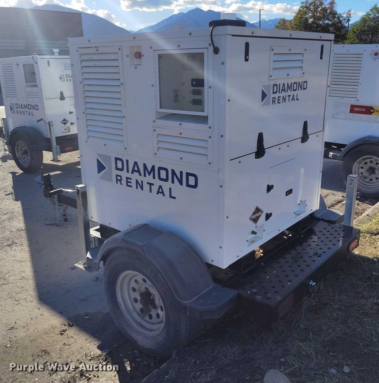 image for item DP5063 2022 Evergreen Mobile Power Juice Box 25LGP generator