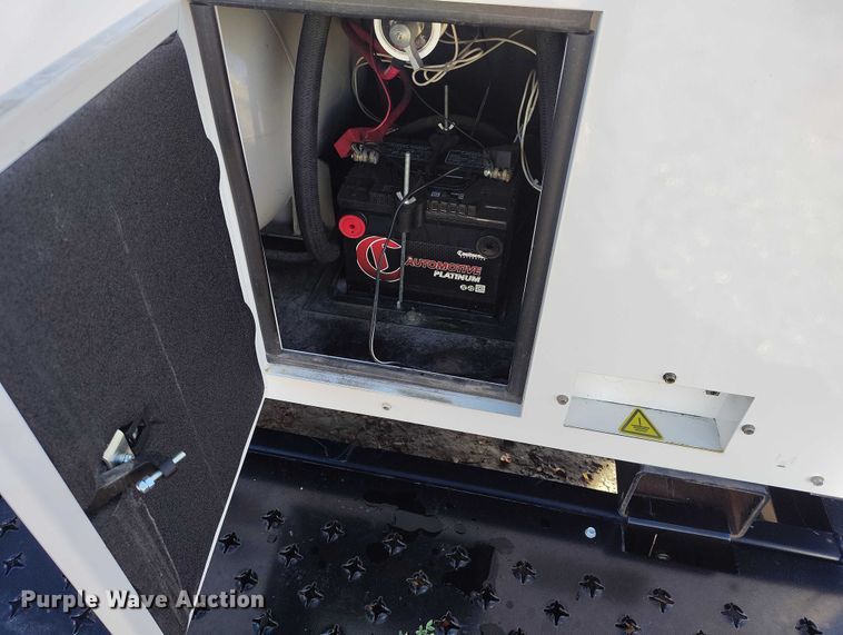 image for item DP5063 2022 Evergreen Mobile Power Juice Box 25LGP generator