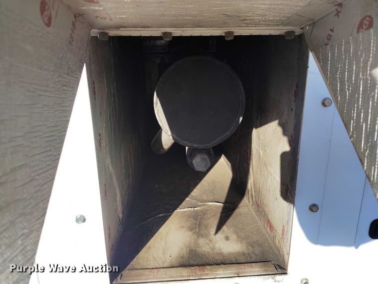 image for item DP5063 2022 Evergreen Mobile Power Juice Box 25LGP generator