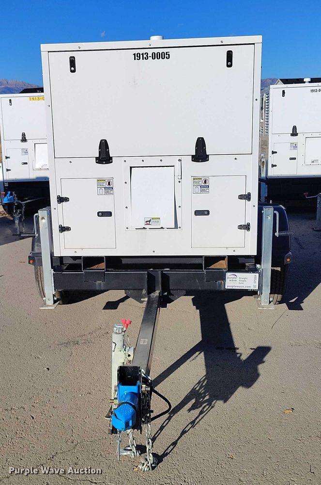 image for item DP5064 2022 Evergreen Mobile Power Juice Box 25LPG generator