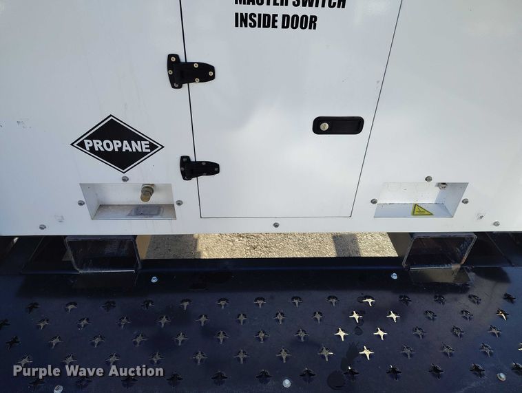 image for item DP5064 2022 Evergreen Mobile Power Juice Box 25LPG generator