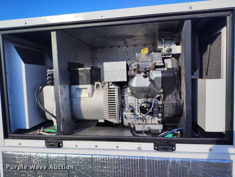 image for item DP5064 2022 Evergreen Mobile Power Juice Box 25LPG generator