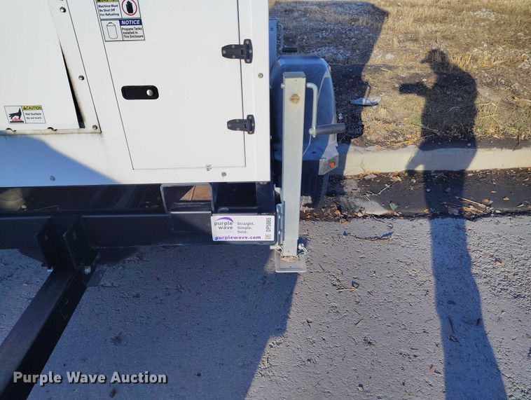 image for item DP5065 2022 Evergreen Mobile Power Juice Box 25LPG generator