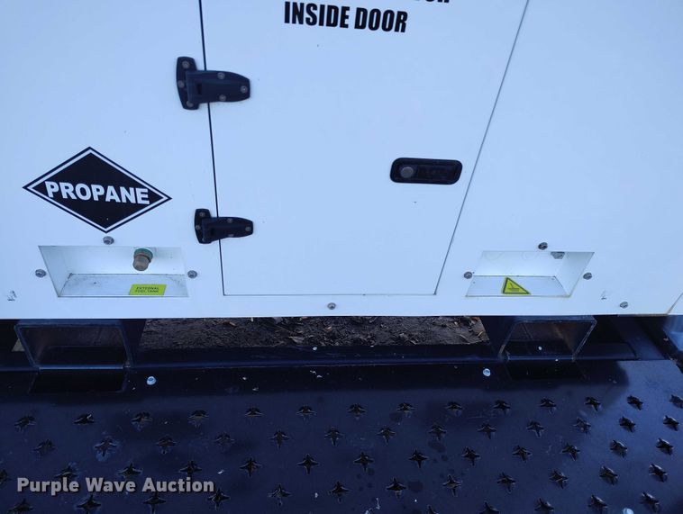 image for item DP5065 2022 Evergreen Mobile Power Juice Box 25LPG generator