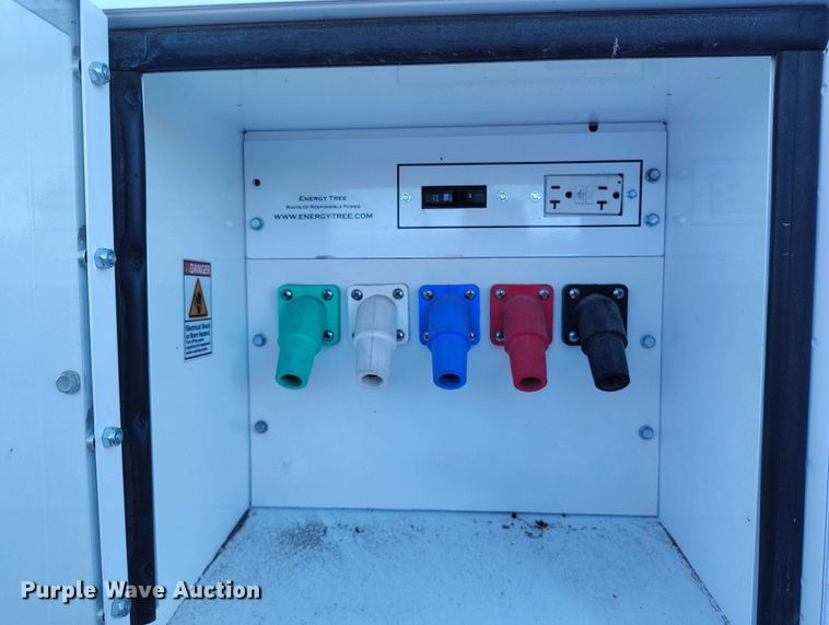 image for item DP5065 2022 Evergreen Mobile Power Juice Box 25LPG generator