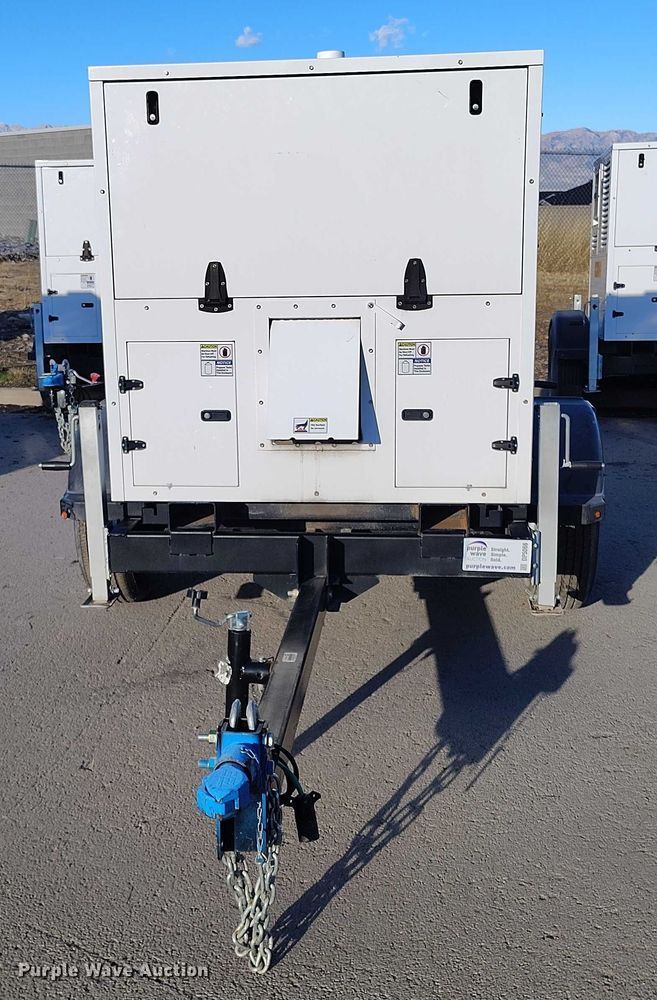 image for item DP5066 2022 Evergreen Mobile Power Juice Box 25LPG generator