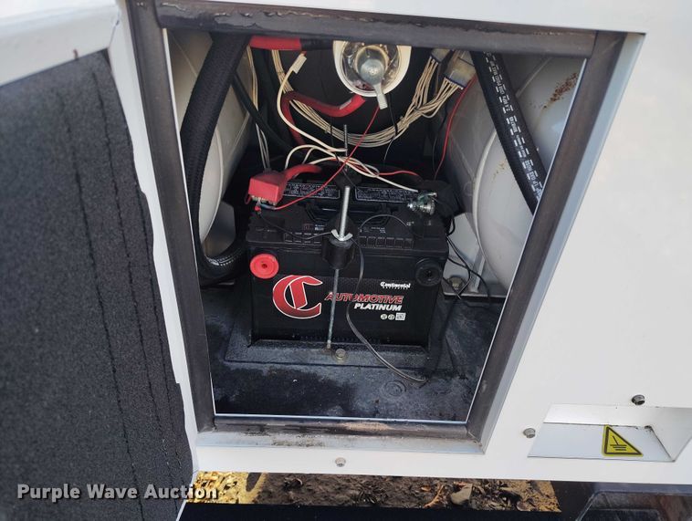 image for item DP5067 2022 Evergreen Mobile Power Juice Box 25LPG generator