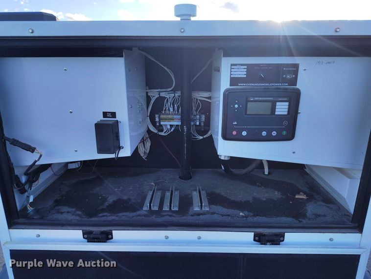 image for item DP5067 2022 Evergreen Mobile Power Juice Box 25LPG generator