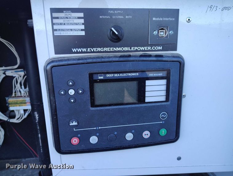 image for item DP5067 2022 Evergreen Mobile Power Juice Box 25LPG generator