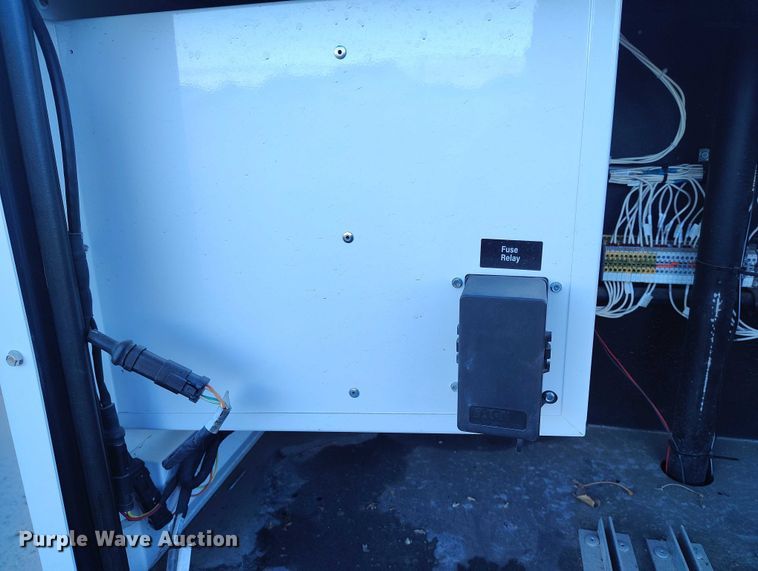 image for item DP5067 2022 Evergreen Mobile Power Juice Box 25LPG generator