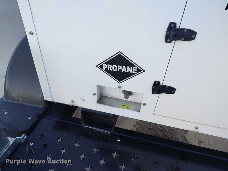 image for item DP5068 2021 Evergreen Mobile Power Juice Box 25LGP generator