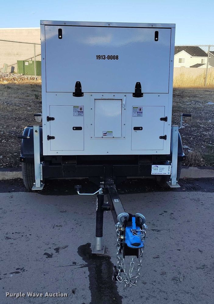 image for item DP5069 2022 Evergreen Mobile Power Juice Box 25LGP generator