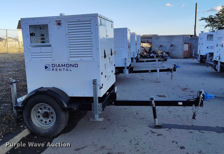 image for item DP5069 2022 Evergreen Mobile Power Juice Box 25LGP generator