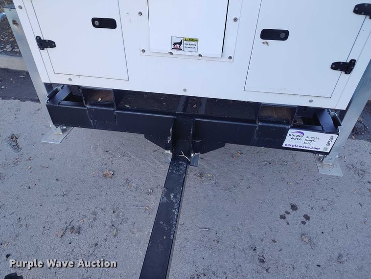 image for item DP5069 2022 Evergreen Mobile Power Juice Box 25LGP generator