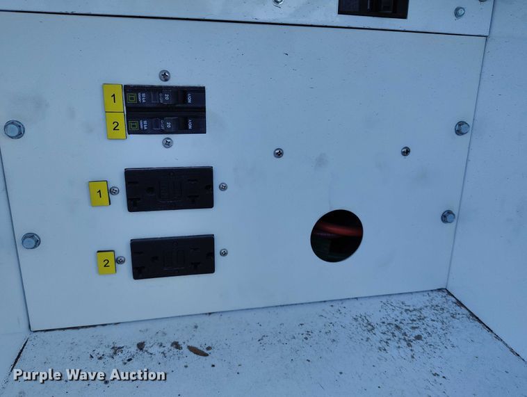 image for item DP5069 2022 Evergreen Mobile Power Juice Box 25LGP generator