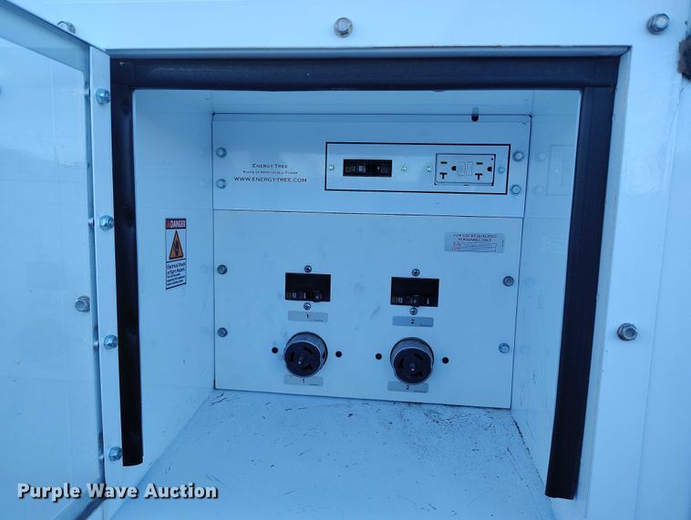 image for item DP5069 2022 Evergreen Mobile Power Juice Box 25LGP generator