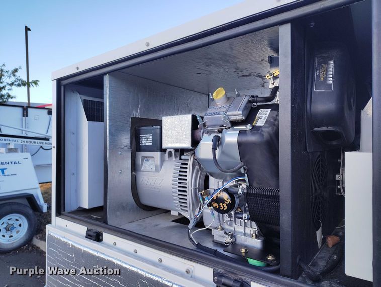 image for item DP5069 2022 Evergreen Mobile Power Juice Box 25LGP generator