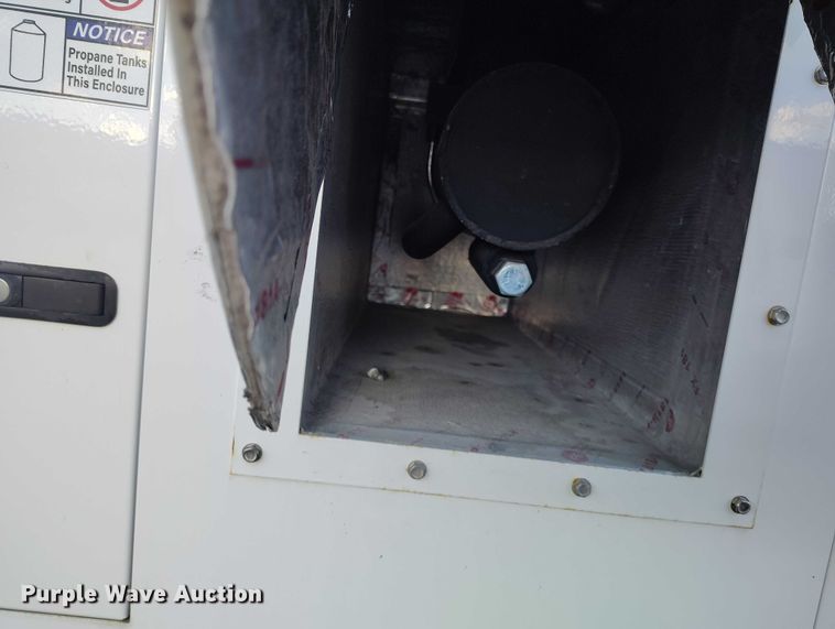 image for item DP5069 2022 Evergreen Mobile Power Juice Box 25LGP generator