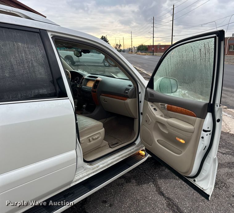 image for item DP8863 2006 Lexus GX 470 SUV