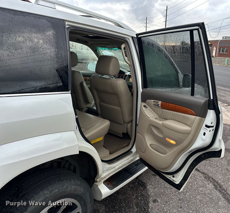 image for item DP8863 2006 Lexus GX 470 SUV