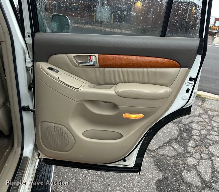 image for item DP8863 2006 Lexus GX 470 SUV