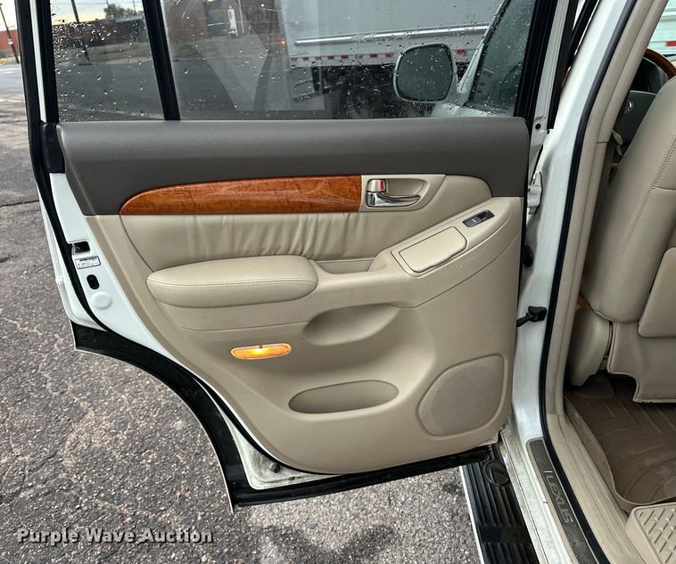 image for item DP8863 2006 Lexus GX 470 SUV