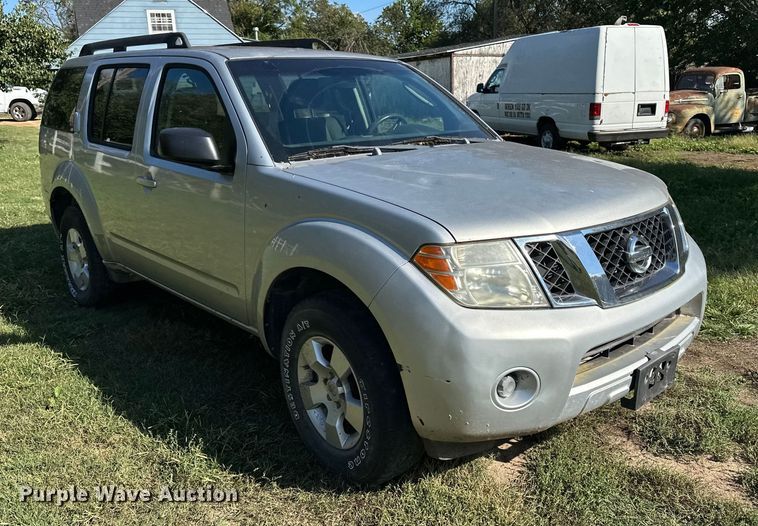 image for item DP8888 2008 Nissan Pathfinder SUV