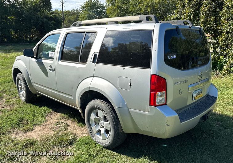 image for item DP8888 2008 Nissan Pathfinder SUV