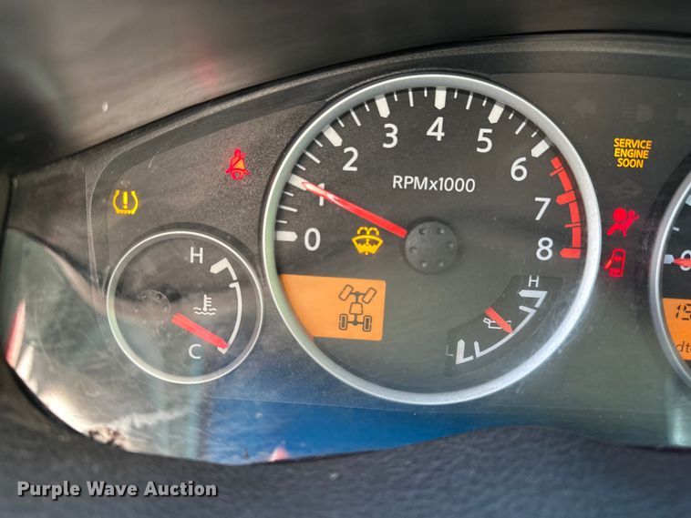 image for item DP8888 2008 Nissan Pathfinder SUV