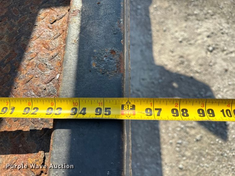 image for item DP8892 2012 Ford F550 flatbed truck