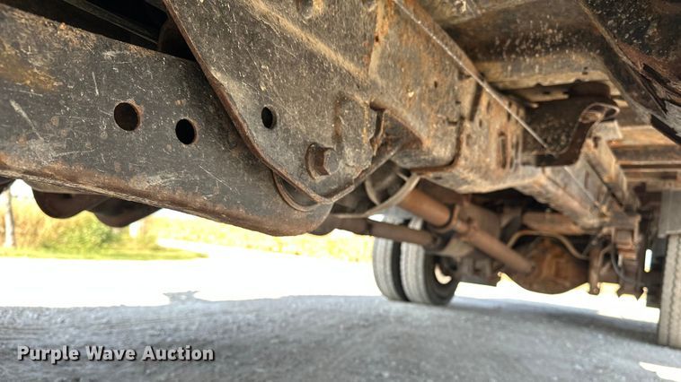 image for item DP8892 2012 Ford F550 flatbed truck