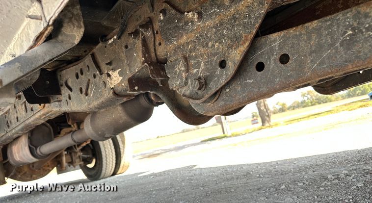 image for item DP8892 2012 Ford F550 flatbed truck