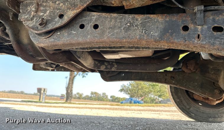 image for item DP8892 2012 Ford F550 flatbed truck