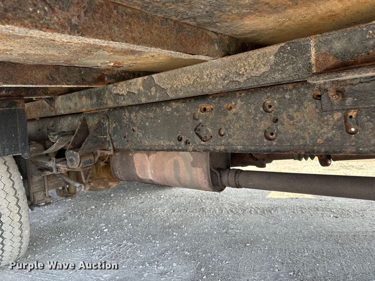 image for item DP8892 2012 Ford F550 flatbed truck