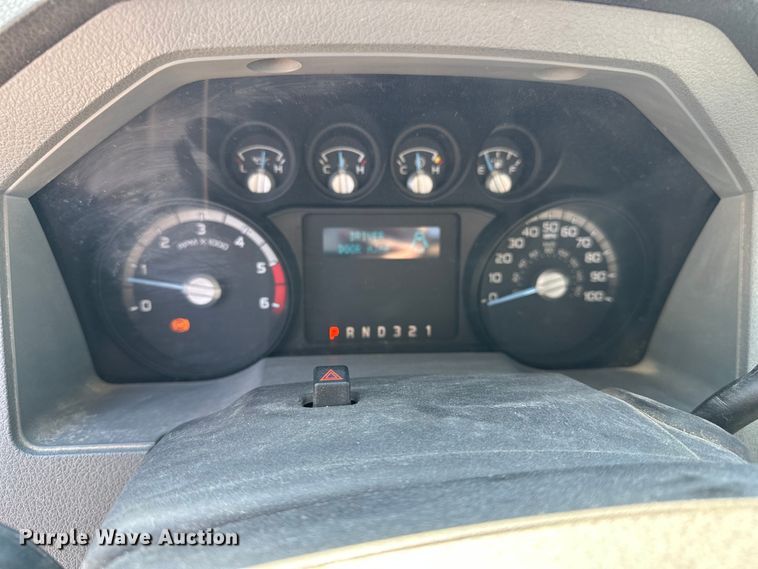 image for item DP8892 2012 Ford F550 flatbed truck