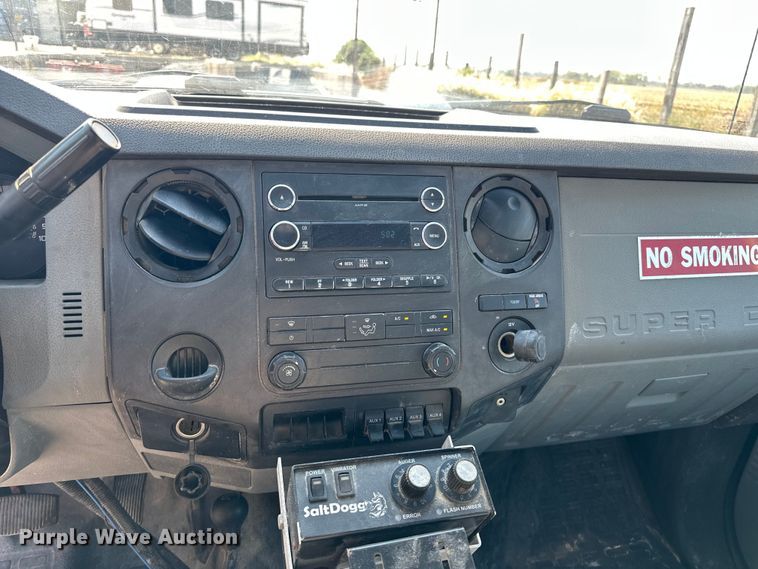 image for item DP8892 2012 Ford F550 flatbed truck